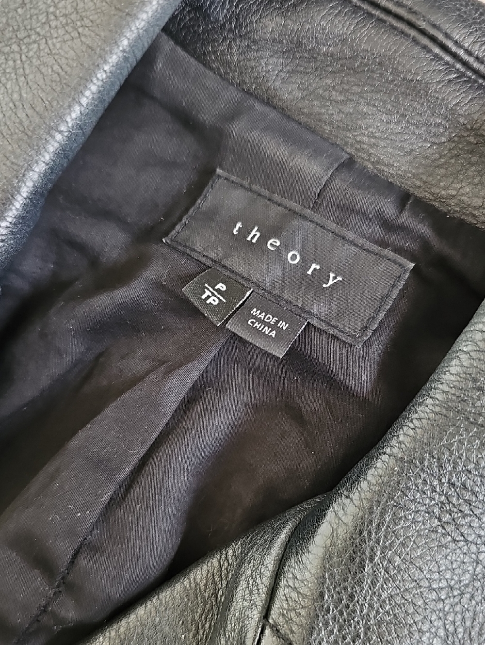 Theory Adashi 100% Cow Black Leather Y2K Biker Moto Jacket Petite Preowned - Picture 8 of 12